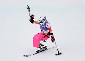 Spania la Jocurile Paralimpice: 4 medalii = Audrey Pascual, studenta cu schi roz neon, născută cu o malformație la ambele picioare