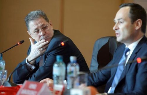 Cornel Dinu și Ionuț Negoiță, la o conferință de presă din urmă cu mai mulți ani