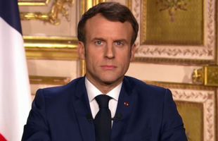 COVID-19. Momentul în care Emmanuel Macron le cere scuze francezilor pentru eșecul în lupta cu COVID-19, cel mai urmărit la TV din istorie