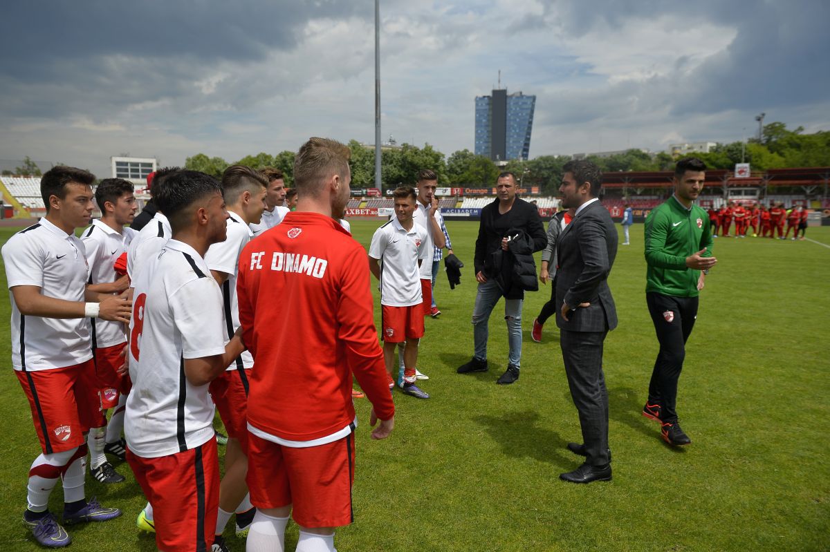 Un puști cotat de Dinamo la 4 milioane € desființează un antrenor și face acuzații grave la adresa unui șef: „Se dădea la mămicile jucătorilor!” + „Dacă ai «cașcaval» gros și o relație, ajungi în Liga 1”