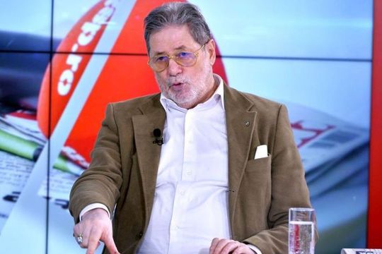 Cornel Dinu, 72 de ani, legendă a lui Dinamo, a comentat ultimele mișcări de trupe din Ștefan cel Mare.