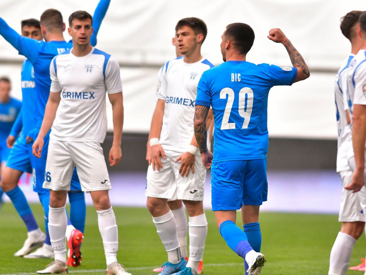 Craiova - Viitorul Tg. Jiu / tur semifinale Cupa României