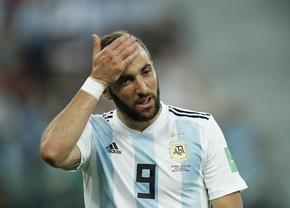 Gonzalo Higuain, de la cel mai iubit la cel mai criticat jucător din Argentina: „De acolo mi se trage”