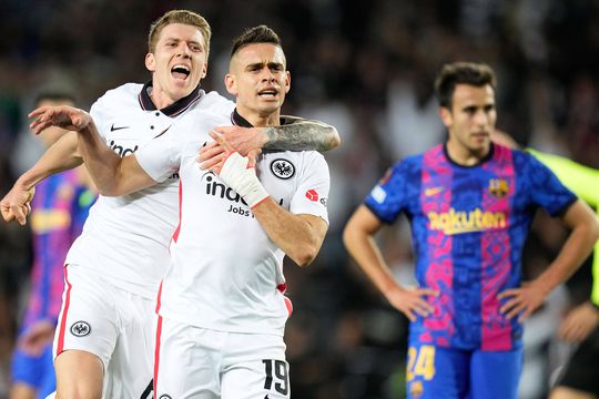 FOBarcelona a fost învinsă 2-3 (1-1 în tur) de Frankfurt și părăsește Europa League în faza sferturilor de finală. West Ham și RB Leipzig au obținut și ele biletele pentru semifinale.TO: Imago-Images