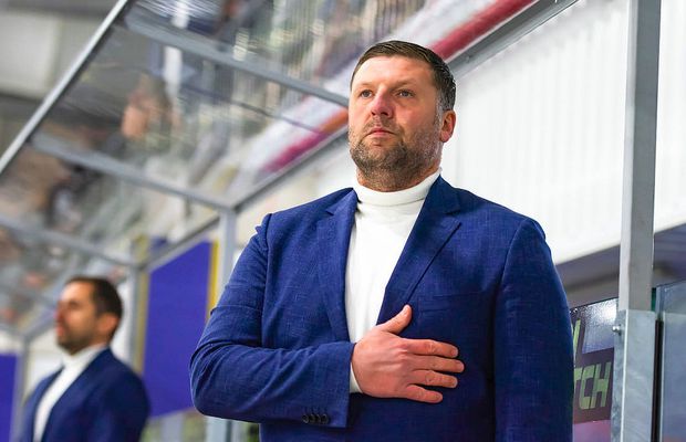 Un fost hocheist e gata să lupte pentru Ucraina și-l atacă pe Putin: „Mi-am încărcat mitraliera! Doar în visele lui erotice poate avea țara!”