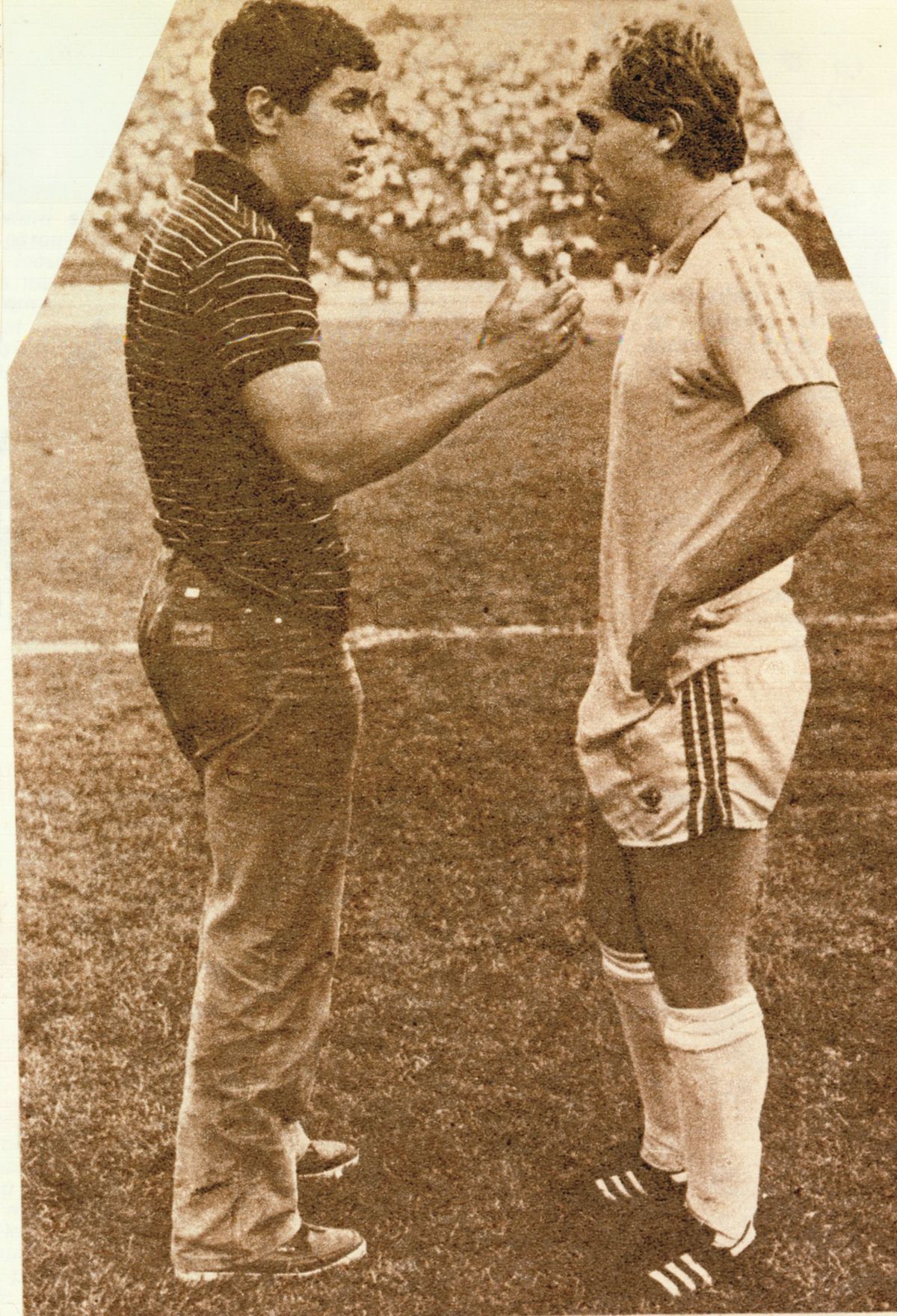 Episodul 2: România - Italia 1-0, în preliminariile pentru CE '84 » Craiova Maxima a învins un Juventus stelar!