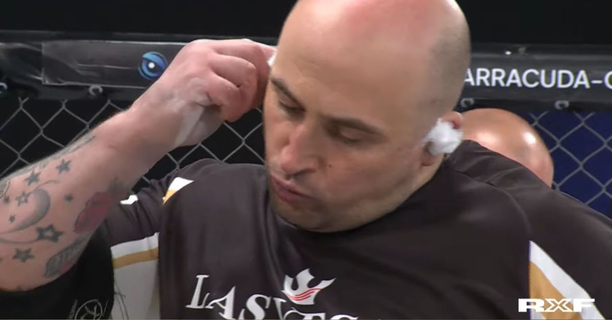 Cea mai brutală competiție din România a revenit » Imagini șocante la finală: KO dintr-o singură palmă! Câți bani a încasat câștigătorul