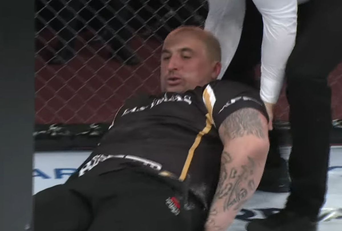 Cea mai brutală competiție din România a revenit » Imagini șocante la finală: KO dintr-o singură palmă! Câți bani a încasat câștigătorul