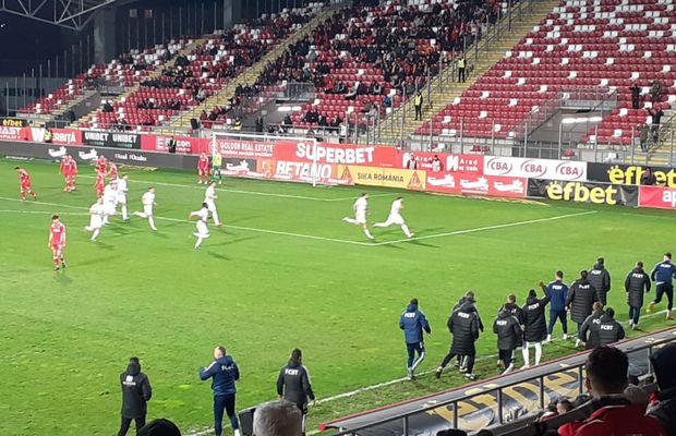 Mailat „o rezolvă” pe UTA și pune în pericol postul lui Balint » Arădenii i-au cerut demisia antrenorului! Clasamentul din play-out ACUM