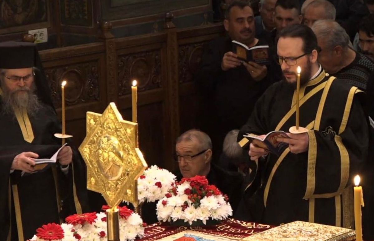 Gigi Becali și Alexandru Tudor, imagini inedite de la Denia Prohodului din Vinerea Mare