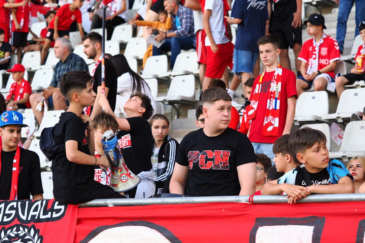PCH Junior, la Dinamo - Poli Iași