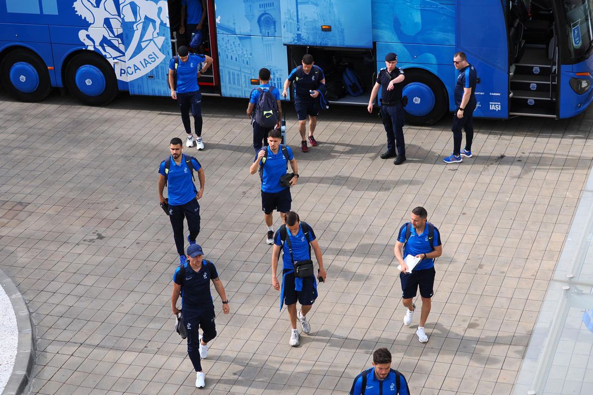 Imagini înainte de Dinamo - Poli Iași