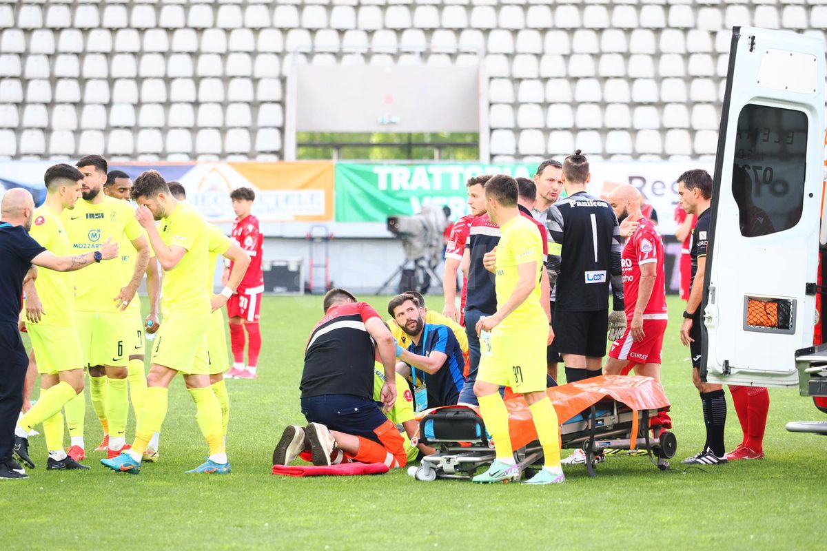Luca Mihai, accidentat grav în Dinamo - Poli Iași