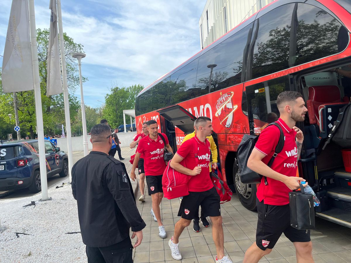 Imagini înainte de Dinamo - Poli Iași