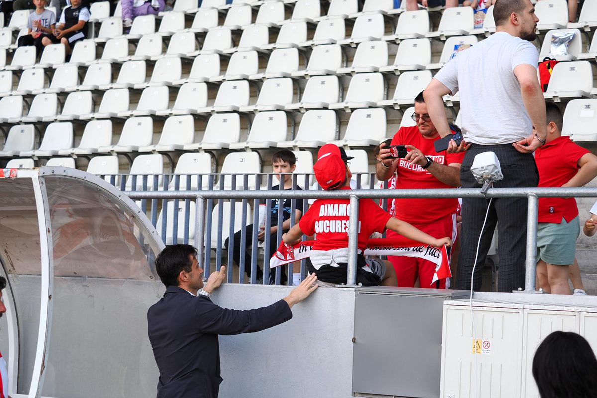 Imagini înainte de Dinamo - Poli Iași