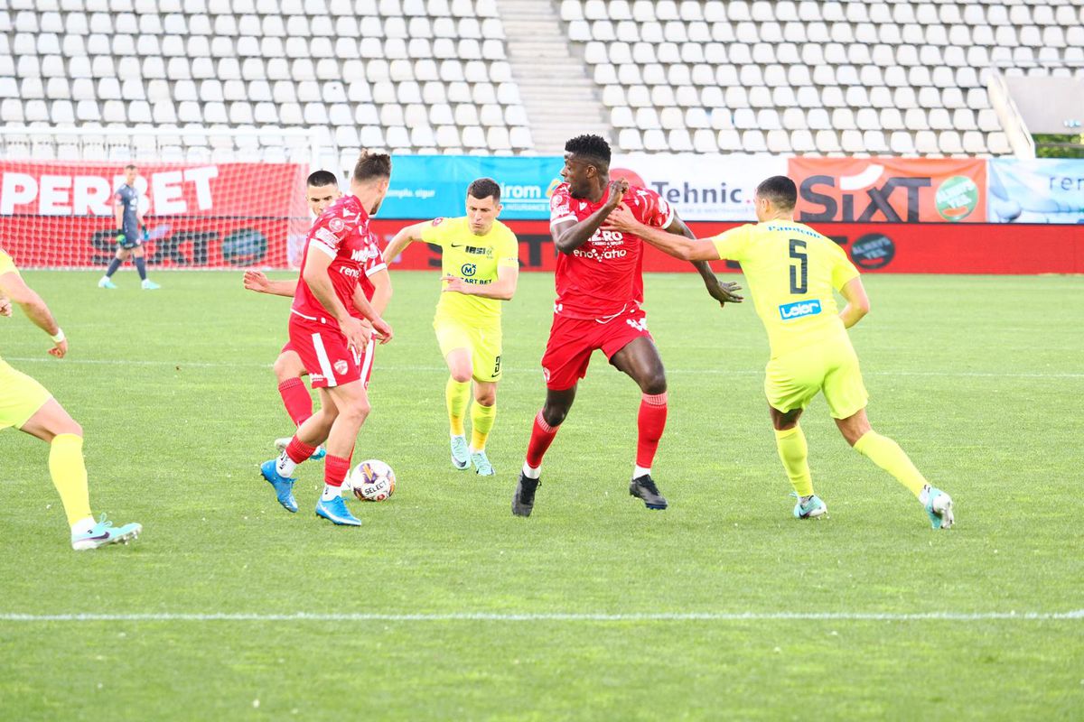 Bani, descătușat după ce i-a adus victoria lui Dinamo: „Simțeam că înscriu, s-a întâmplat ceva înaintea meciului” :)