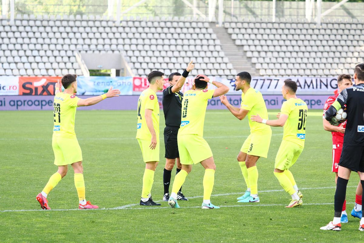 Tony a răbufnit după Dinamo - Poli Iași: „Jucătorii mei plâng în vestiar. Totul a fost împotriva noastră”