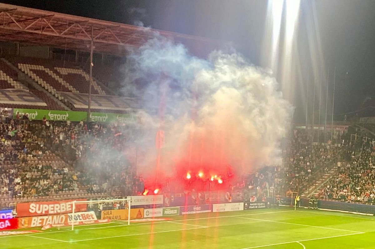 Clujenii, fluierați la ei acasă + Moment tensionat la CFR - FCSB: jandarmii au intervenit cu scuturile