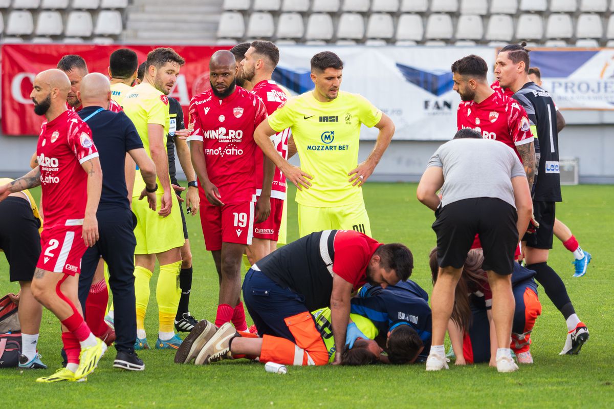 Nicolescu, despre arbitrajul din Dinamo - Poli Iași: „Erau circumstanțe de roșu la Homawoo, dar ei au fost mai agresivi! Dădeau și țipau!”