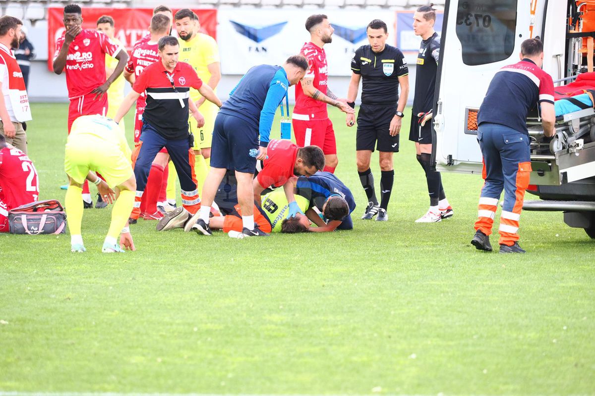 Luca Mihai, accidentat grav în Dinamo - Poli Iași