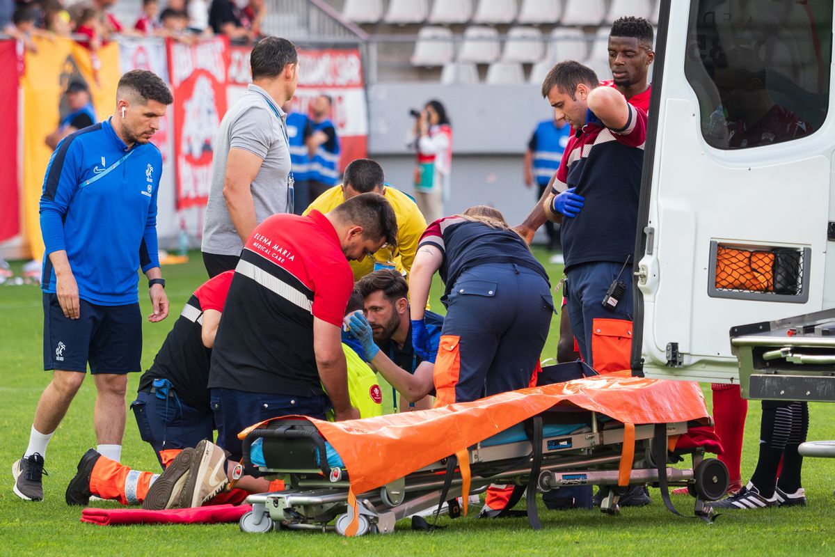 Legătura specială dintre Luca Mihai, jucătorul accidentat grav de Homawoo, și Dinamo