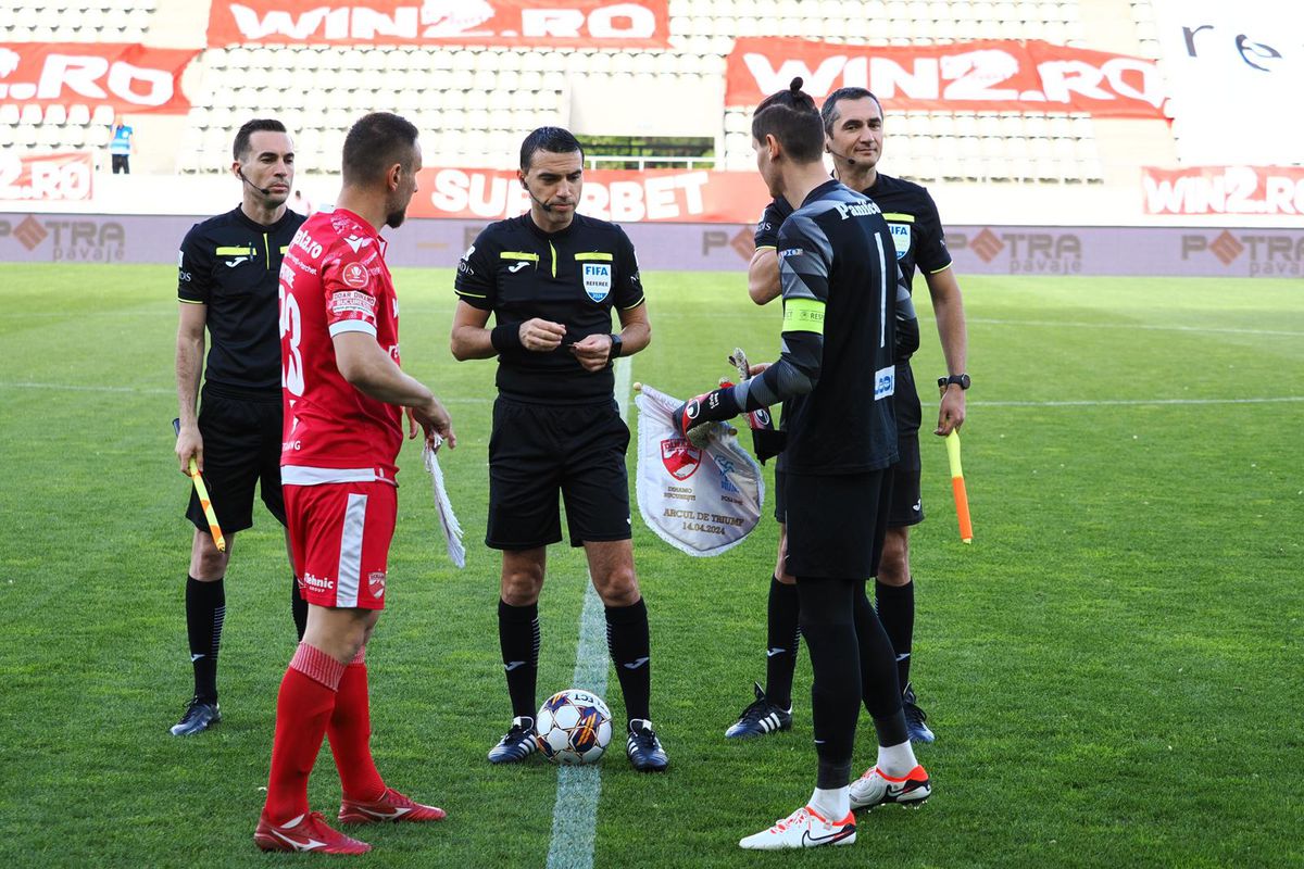 Bani, descătușat după ce i-a adus victoria lui Dinamo: „Simțeam că înscriu, s-a întâmplat ceva înaintea meciului” :)