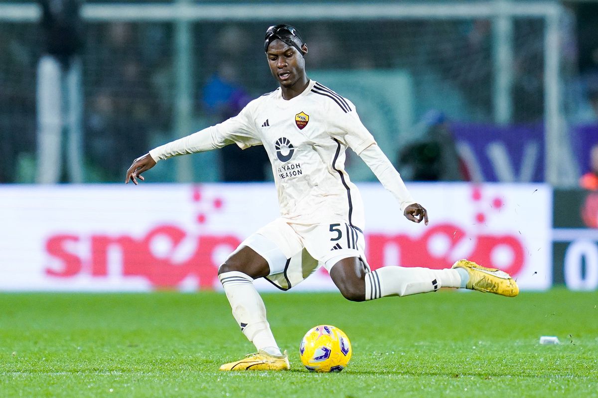 Care e situația lui Evan Ndicka, fotbalistul prăbușit pe gazon în Udinese - AS Roma