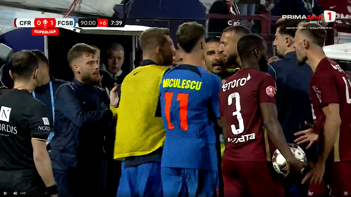 Scandal pe teren la CFR Cluj - FCSB