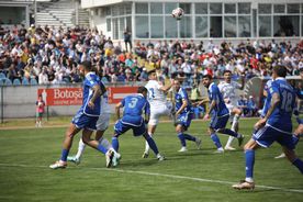 „Thriller” la FC Botoșani - FCU Craiova, cu gafe în serie ale jucătorilor, dar și ale arbitrilor » Repriză de coșmar pentru olteni