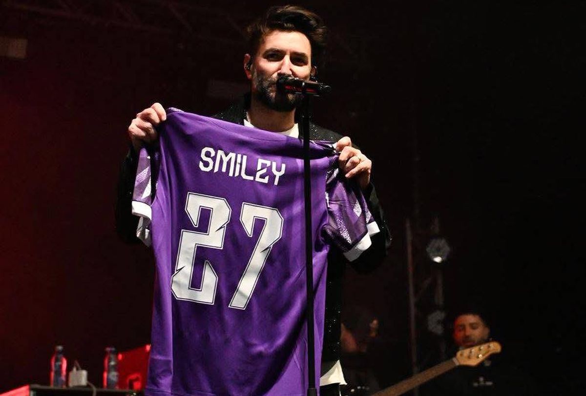 Știai? Cu ce echipă din România ține Smiley: „Îl așteptăm să sărbătorim promovarea și construcția noului stadion”