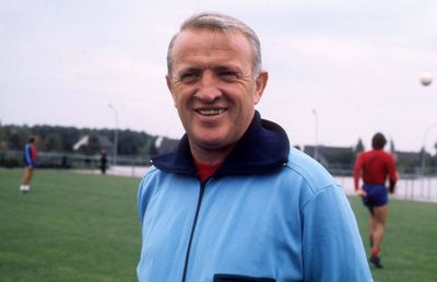 La un pas să bată recordul vechi de 52 de ani! Legendarul antrenor român de la Ajax poate fi egalat