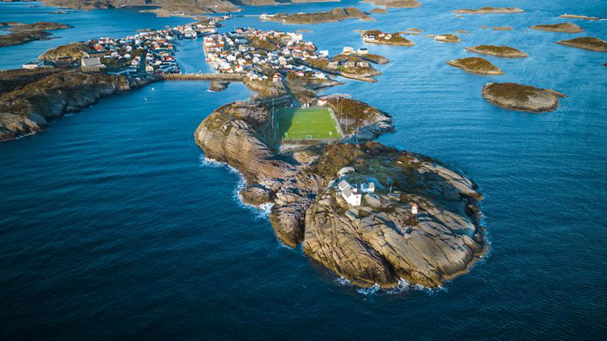 Stadioanele unice ale lumii: lângă aisberguri și vulcani sau printre trenuri  » Arena bizară dedicată regelui țării