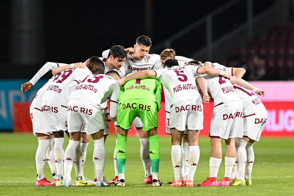 Doi jucători scoși în față de Ilie Dumitrescu, după CFR Cluj - Rapid