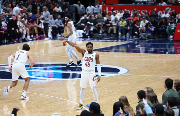 S-a încheiat sezonul regulat în NBA: cine sunt principalii lideri statistici și cum arată tabloul play-off-ului