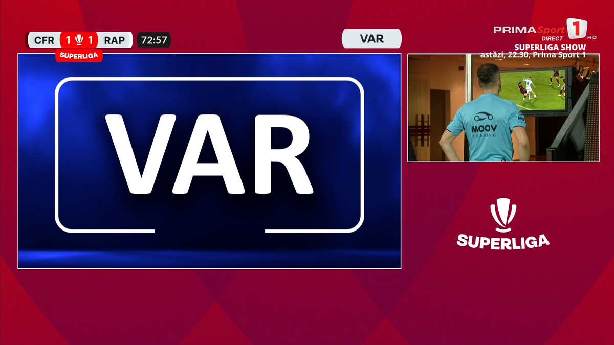 Fază controversată în CFR Cluj - Rapid » Arbitrul l-a eliminat pentru simulare în minutul 70, dar a schimbat decizia după VAR! Verdictul specialistului