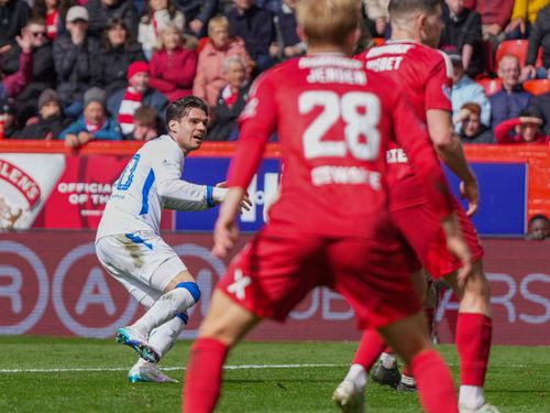 Golul superb marcat în prelungiri de Ianis Hagi a adus remiza lui Rangers (2-2 la Aberdeen) / Foto: Imago