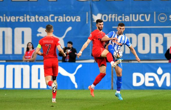 Adrian Ilie a râs de un jucător din Universitatea Craiova - FCSB: „Foarte slab!”