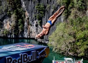 Constantin Popovici, pe podium în prima etapă din Seria Mondială Red Bull Cliff Diving 2025: „Mi-am adus aminte de începuturile mele”