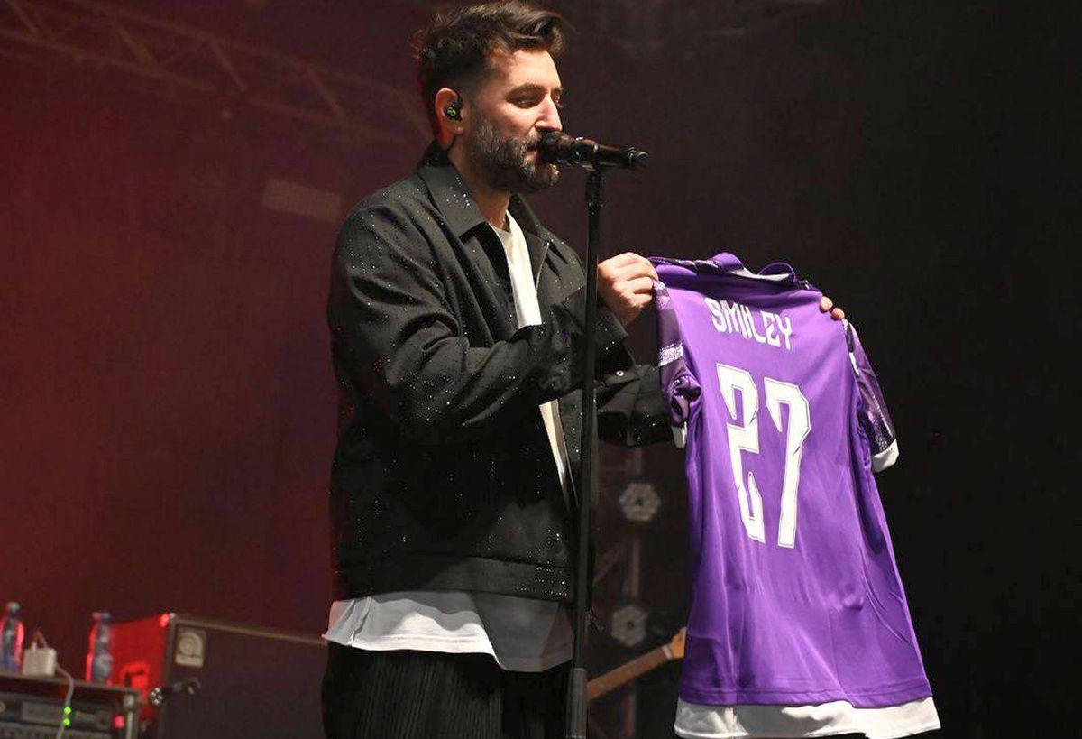 Știai? Cu ce echipă din România ține Smiley: „Îl așteptăm să sărbătorim promovarea și construcția noului stadion”