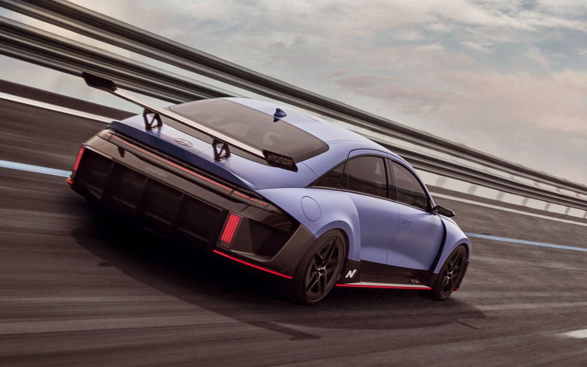 Mașina tot mai iubită de români a lansat un nou model! Are „bot de rechin” și e mai ieftină decât Toyota sau Nissan