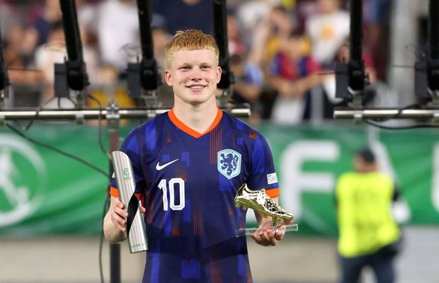 Barcelona a pus ochii pe un fotbalist de 20 de ani, care a uimit în acest sezon din Eredivisie