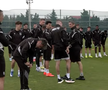 Emoție pură » Imagini de la antrenamentul lui Răzvan Lucescu: cum l-au primit fotbaliștii lui PAOK