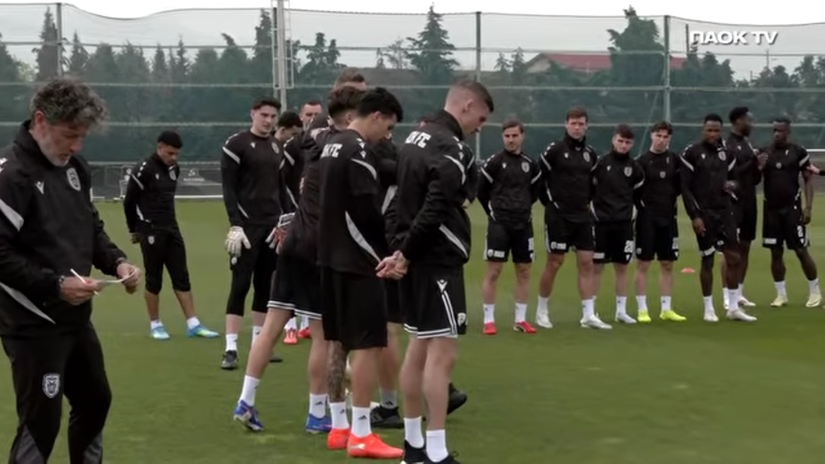 Cum a fost primit Răzvan Lucescu de jucătorii lui PAOK Salonic