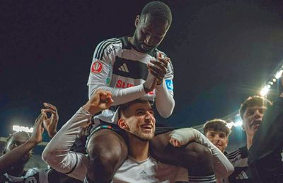 Noile șanse la titlu, după recitalul lui U Cluj + Remontada epică: incredibil cum arăta clasamentul în runda #13!