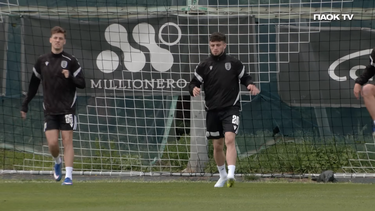 Cum a fost primit Răzvan Lucescu de jucătorii lui PAOK Salonic