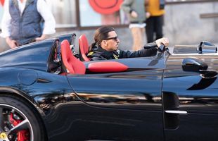 Zlatan Ibrahimovic, AMENDAT după ce a ieșit la plimbare cu ultima „bijuterie”: un super Ferrari Monza SP2 de 1,6 milioane de euro!