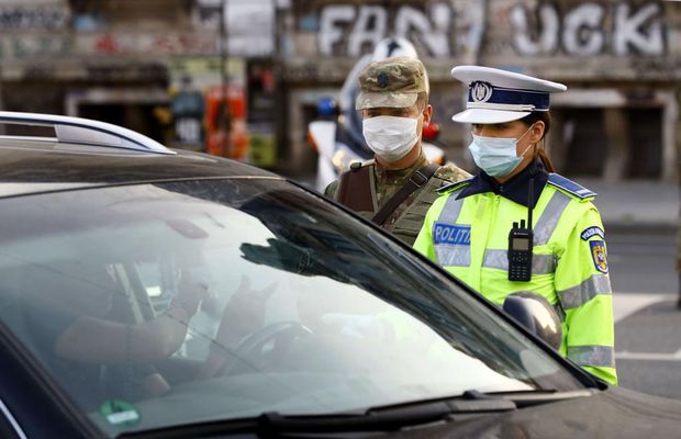 DESCARCĂ DE AICI modelul de declarație pe proprie răspundere pe care o poți utiliza în perioada stării de alertă