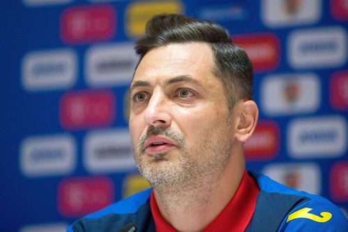 Selecționerul Mirel Rădoi (40 de ani) a anunțat lista preliminară a stranierilor convocați pentru meciurile amicale cu Georgia și Anglia.