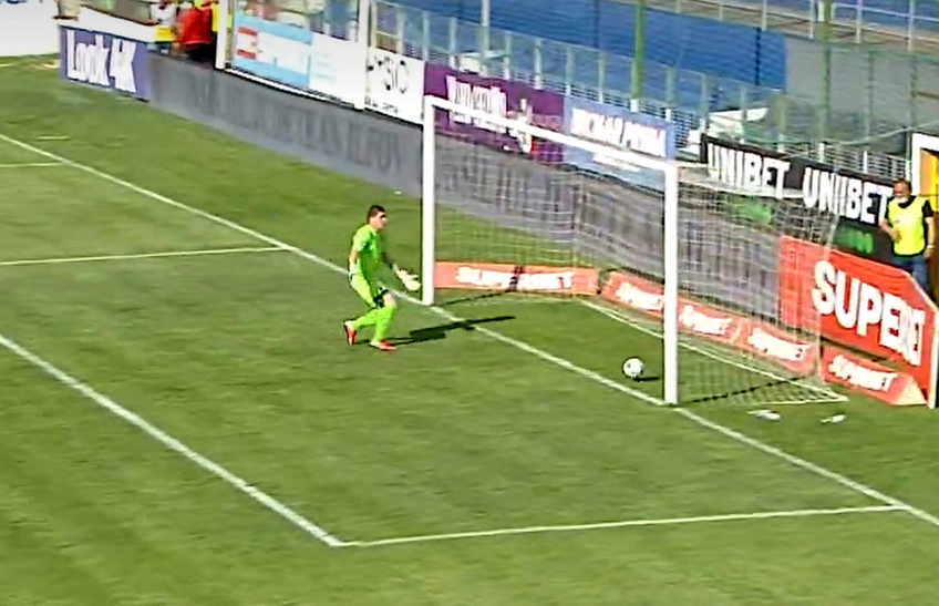 Academica Clinceni - FC Botoșani, primul meci al etapei #8 din play-off, a debutat cu un autogol hilar.