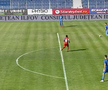 Autogol de la 20 de metri în Clinceni - Botoșani! Fază de cascadorii râsului